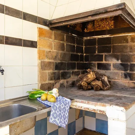 Chalet Con Piscina Holiday home *