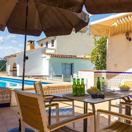 Chalet Con Piscina *