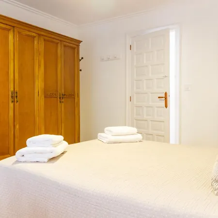 Chalet Con Piscina Oliva